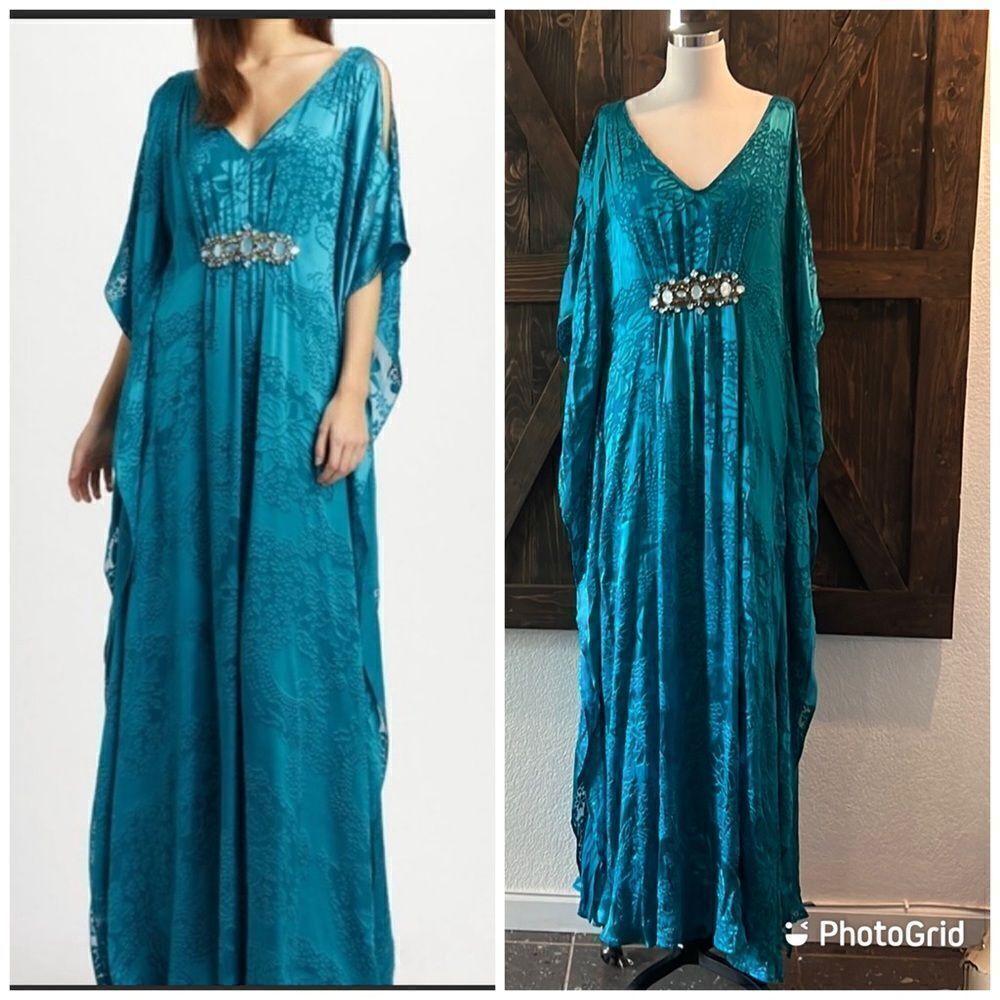 Badgley Mischka Collection Turquoise
Caftan Dress Sz- Medium Rare
